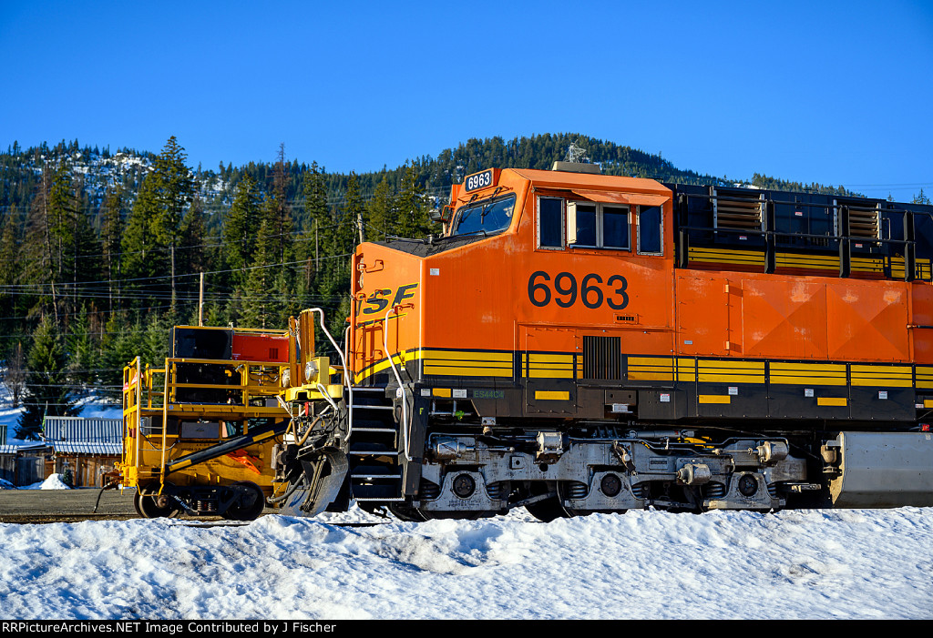 BNSF 6963